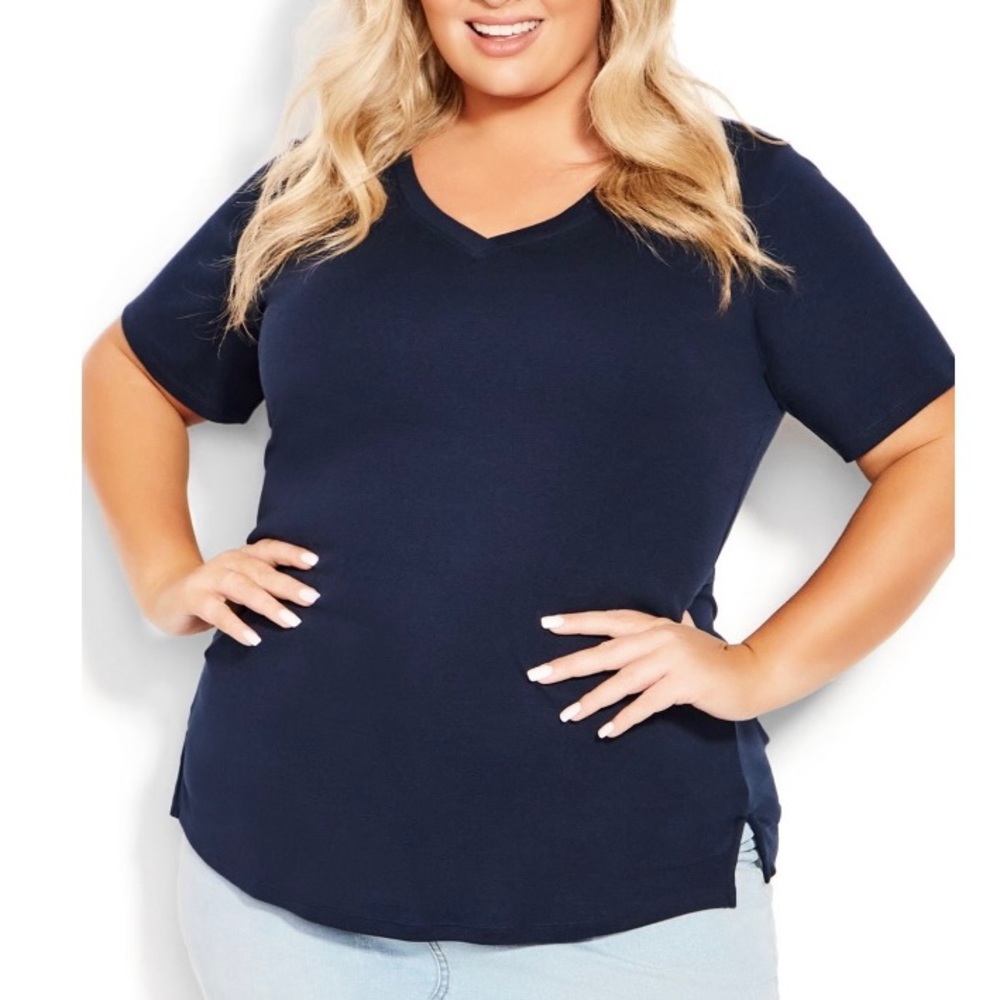 Avenue royal blue v neck short sleeve t-shirt